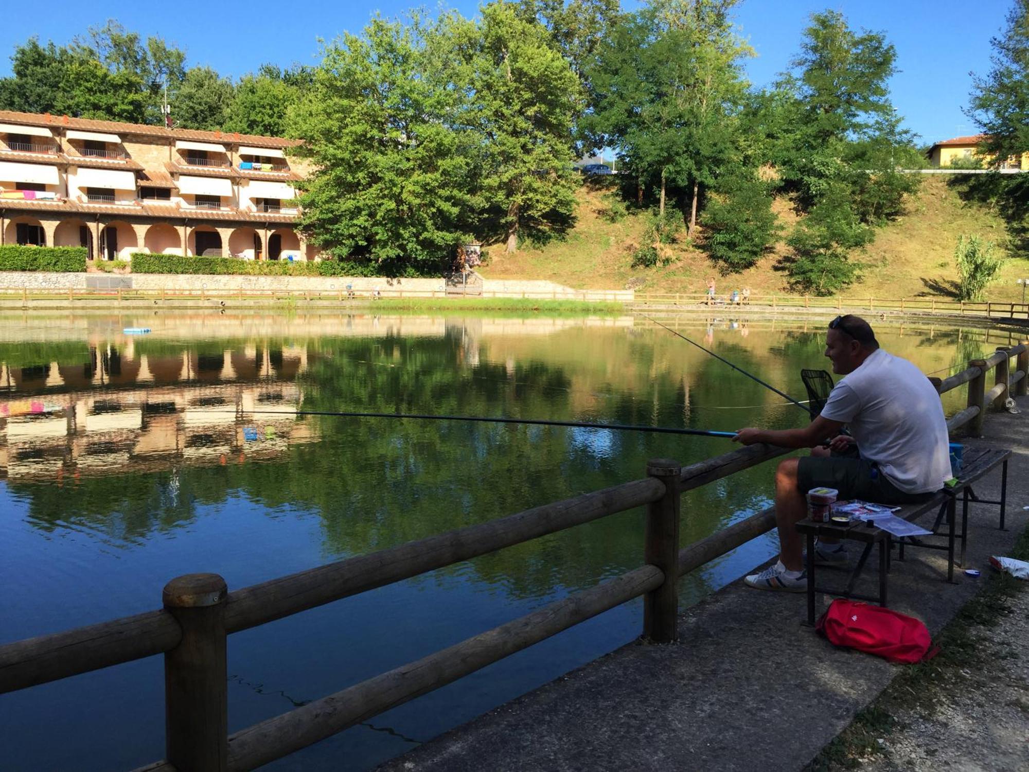 Laghi Della Tranquillita' Apartment Reggello Bagian luar foto